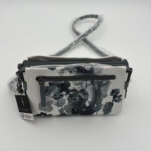 Simply Vera Vera Wang Sintra Crossbody Bag Blue Gray Floral Print